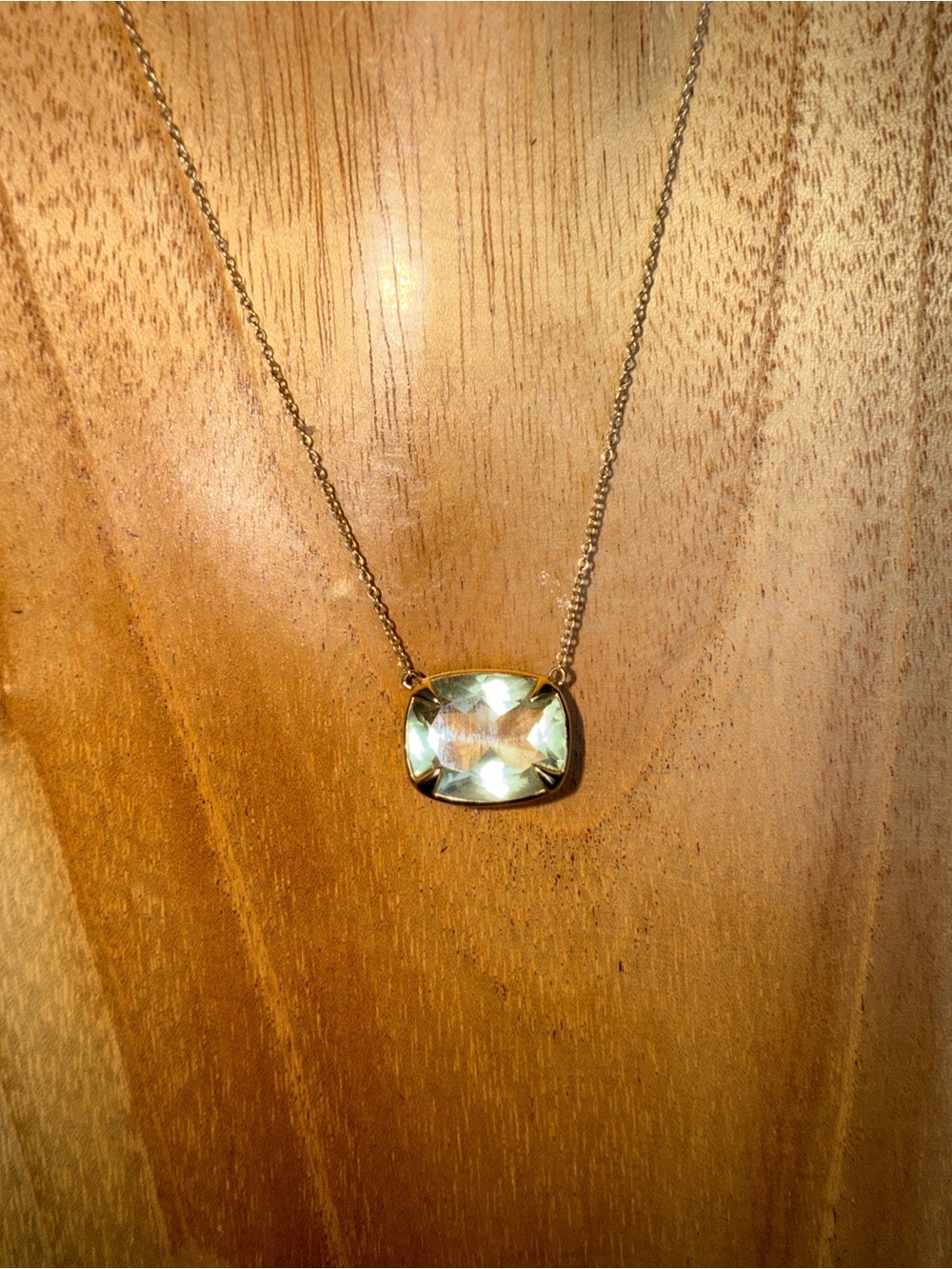 10k solid gold green amethyst cushion necklace